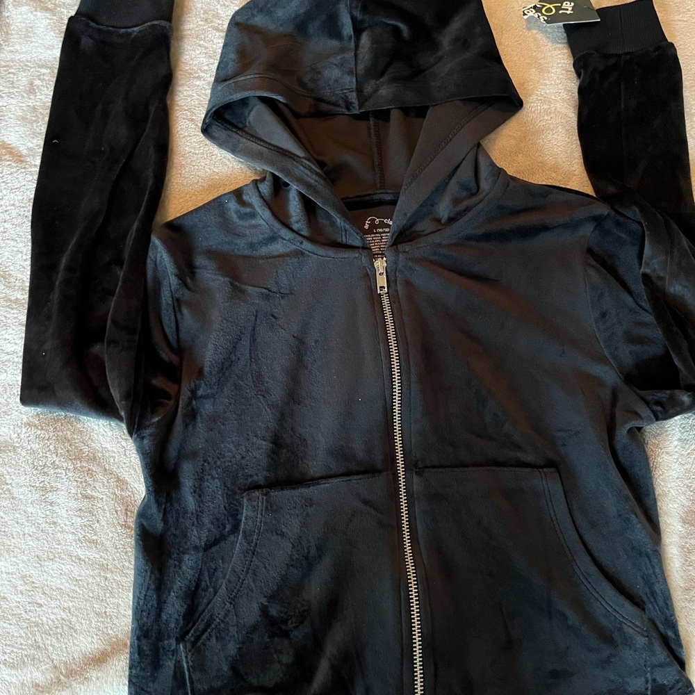 NWT Art & Class Boy’s Zip- Up Hooded Sweatshirt size L(10/12) very soft & Cozy